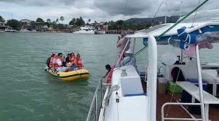 Private catamaran rental Koh Samui. Party 