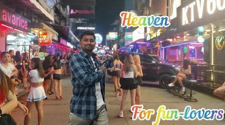 Exploring Pattaya&#39;s Famous Soi 6: Nightlife &amp; Surprises!| Day 2| #pattaya #thailand #viralvideo