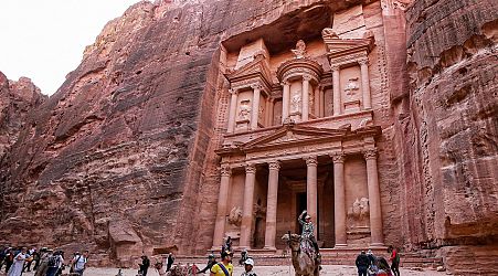 Archaeologists discover 12 skeletons at a buried tomb in Petra, Jordan