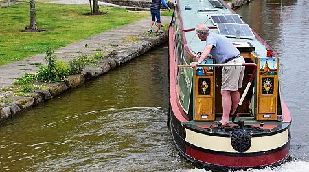 A narrowboat journey across England