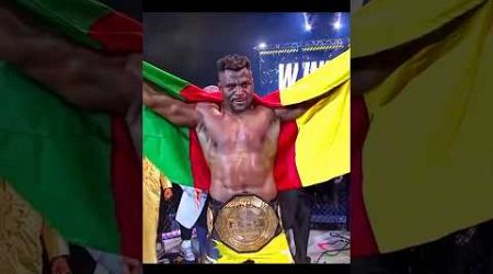 Francis Ngannou a mis Ferreira KO 