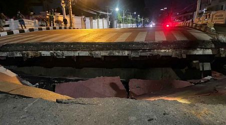 A Bangkok bridge closed after embankment collapsed