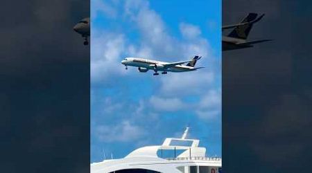 Maldives airport landing Singapore airlines 