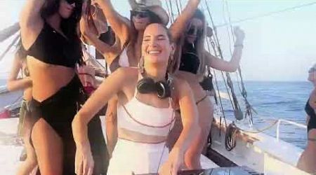 Lilly Palmer &amp; Friends | Hot Girls Raving on a Yacht 