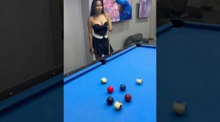 Beautiful lady and billiards 