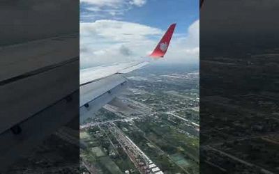 Bangkok Suvarnabhoomi airport landing #thailand #thailionair #travel #shorts