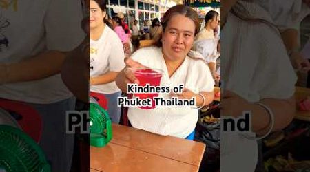 #phuket #thailand #smile #kindness #streetfood #svenlucaworld #karon