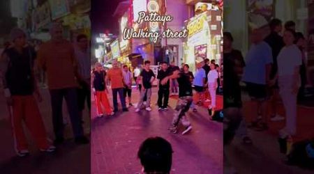 Pattaya Walking street #pattaya #pattayanightlie #pattayavlog #thailand #thailandnightlife #phuket