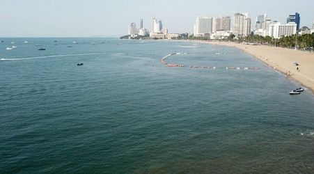 Pattaya clears beachfront of jet skis