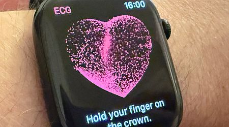 Apple Watch & Apple Vision Pro fabrics may get embedded medical sensors