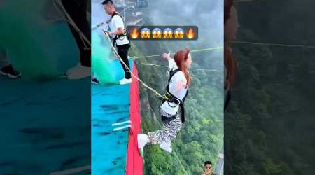 Bungee jumping 