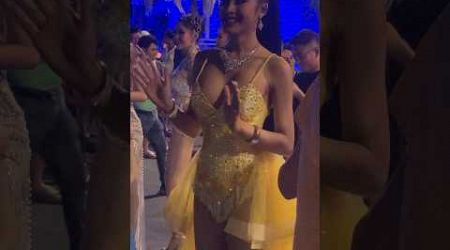 Yellow Dress Ladyboy Pattaya, Thailand 