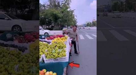 Legless Dad Sells Veggies for Daughter Education❤️ #shorts #ytshorts #shortsfeed #viralshorts #fact