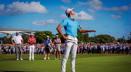 Elvis Smylie holds out mentor Cam Smith to win the Australian PGA by 2 shots