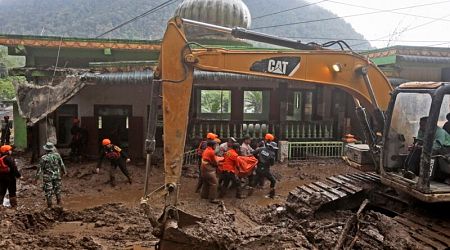 Rescuers recover 20 bodies from flash floods, landslides on Indonesia's Sumatra island