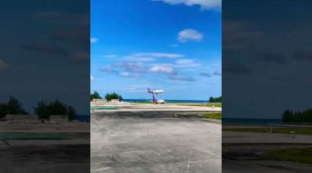 Thai Airways Boeing 777-200ER HS-TJV landing in Phuket.