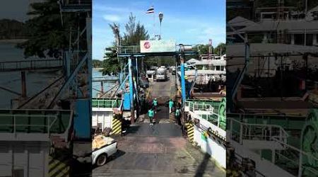 Ferry ride from Donsak Pier to Koh Samui, Thailand #kohsamui #thailand #suratthani