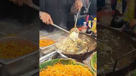 Streetfood, Bangkok, Thailand #travel #streetfood #bangkokstreetfood #thailand