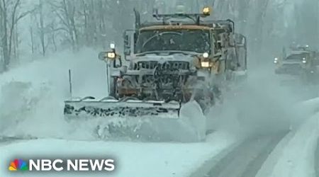 Massive Northeast snowstorm threatens post-Thanksgiving holiday travel