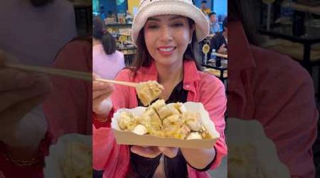 Grilled bananas with young coconut milk - Thai Street Food #shorts