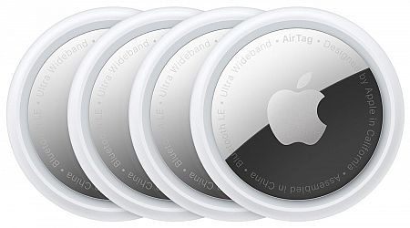 Apple AirTags Are Back to Their Black Friday Price for Holiday Travel