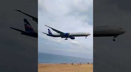 aeroflot Boeing 777-300ER landing phuket airport #phuketairport #aviation #thailand #planespotting