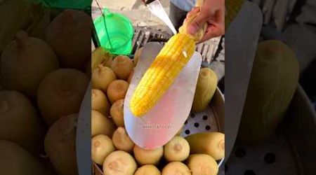 Hot Boiled Corn Cutting In Bangkok - Fruit Cutting Skills