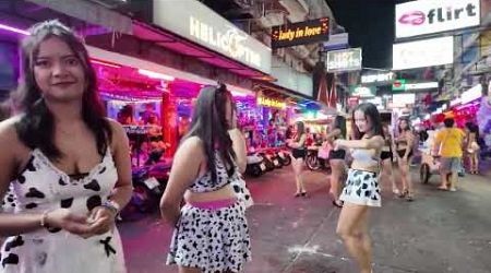 A Table with the Queen of Soi 6: My Ultimate Pattaya Experience!