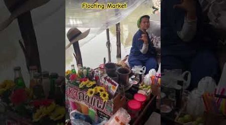 Floating market Thai coffee Pattaya, Thailand