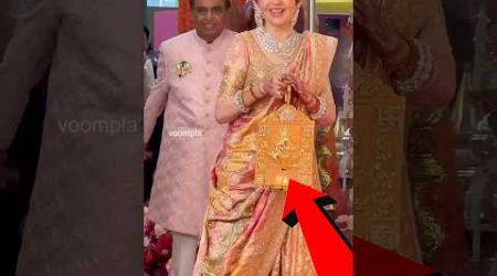 नीता अंबानी ने अपने बेटे की शादी मे कितने करोड़ की साड़ी पहनी थी | Nita Ambani Lifestyle #shortvideo