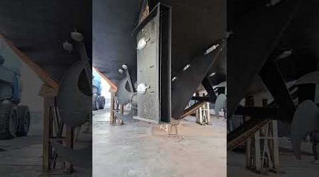 #ship #yacht #italy #rudder #subscribe #marko #shipment #ship turning #drydock #technology #study