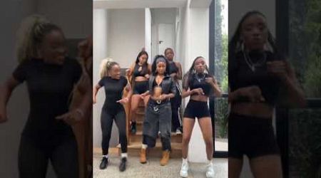 August in December | TikTok Dance trends #dance #tiktok #reels #shorts #amapiano #blowup #edit #2024