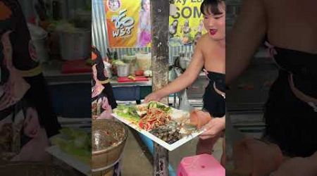 Good Esan Food-Thai Street Food