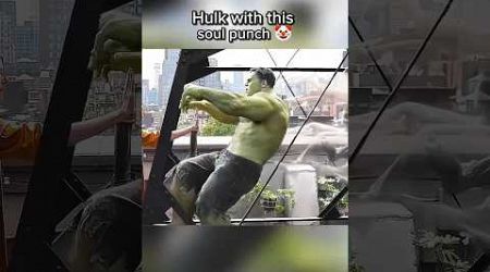 Hulk ek dog per gir gya 