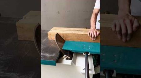 Amazing wood cutter #love #travel #edm #wood #woodcuter #cuttingmachine #woodcutter #beach #music