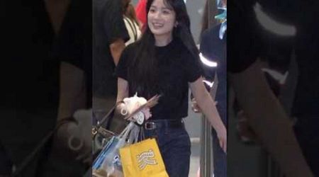 hyeyooniie safely arrived at BKK Thailand