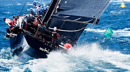 2 dead after being struck by sail booms in Sydney to Hobart race