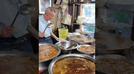 Beef Noodles Big Sur Ratchawat Bangkok | ก๋วยเตี๋ยวเนื้อ บิ๊กสุ ราชวัตร กรุงเทพฯ