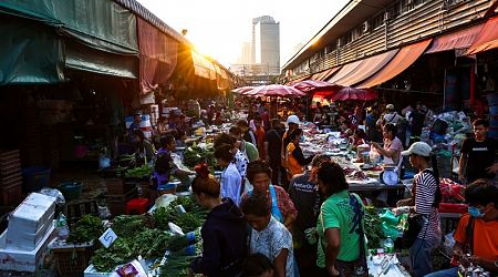 Thai consumer confidence rises in November