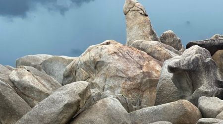 Grandfather and Grandmother Rocks (Hin Ta Hin Yai) หินตา หินยาย in Tambon Maret, Thailand