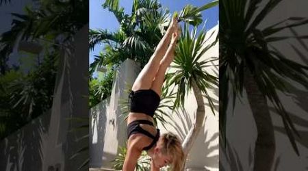 Yoga in Phuket Hitomi Cobayashi #yoga #shorts #short #backbend