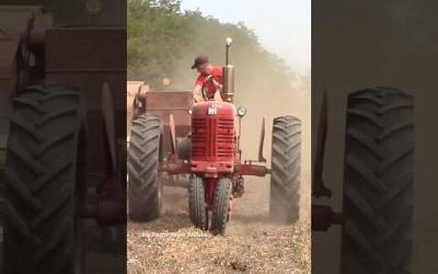 INTERNATIONAL FARMALL 400 Tractor #bigtractorpower