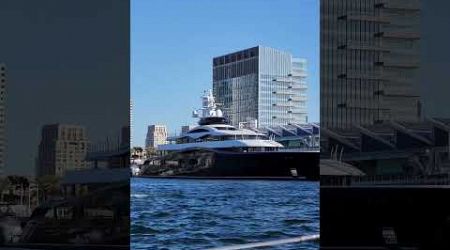 Mark Zuckerberg&#39;s Yacht Docked in San Diego