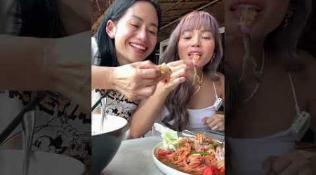 MUKBANG THAI FOOD DD KIN TIEW BARENG RACHEL GODDARD