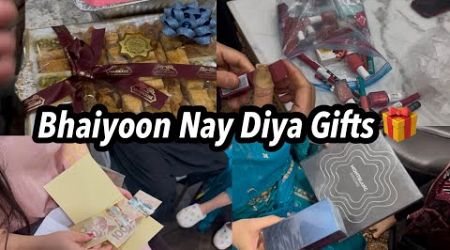 Bhaiyoon Aur Bhabhiyoon Nay Diya Gifts 