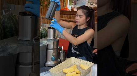 Thai Girl Selling Sweet Fruit Juice