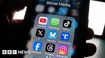 Facebook, Instagram and Whatsapp down in mass Meta outage