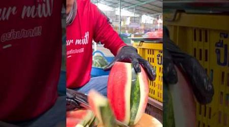 Amazing! Fruit gangster fruit cutting in Bangkok -Thai street #thaistreetfood