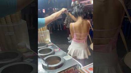 Magic Ice Cream Walking Street Girl in Pattaya Thailand #thailand #pattaya #short #shorts