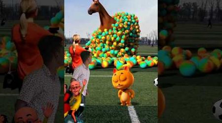 The mascot vibrato assistant placedonthe football field is popular co-produced creative new